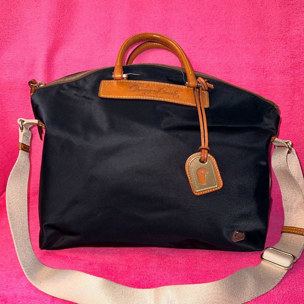 BLACK VINTAGE DOONEY & BOURKE TOTE